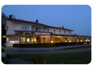 Kom. Bier in Waldshut -- Anlage beleuchtet.jpg