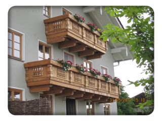 Holzbalkone 0015.JPG